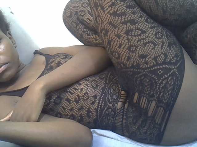 Sexycandy1 live cam on BongaCams