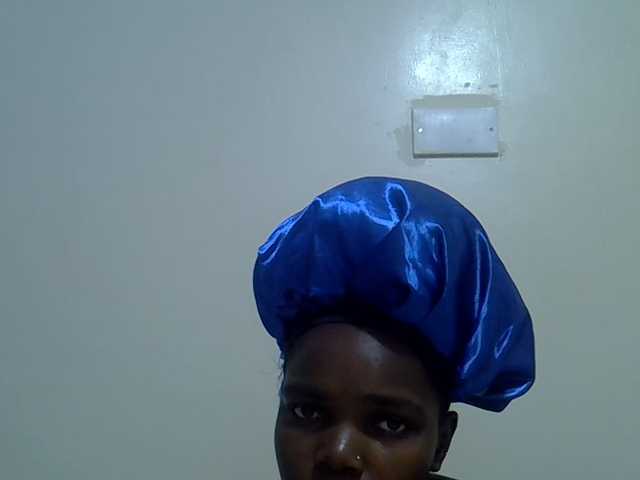 Sexycandy1 live cam on BongaCams