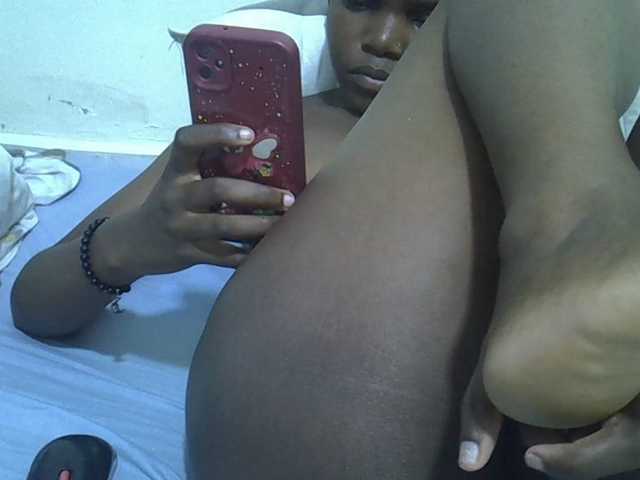 Sexycandy1 live cam on BongaCams