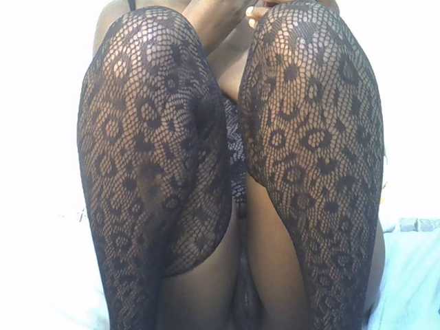Sexycandy1 live cam on BongaCams