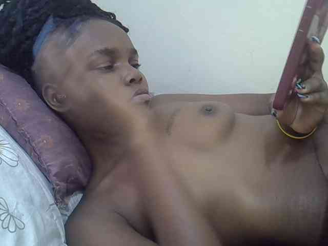 Sexycandy1 webcam