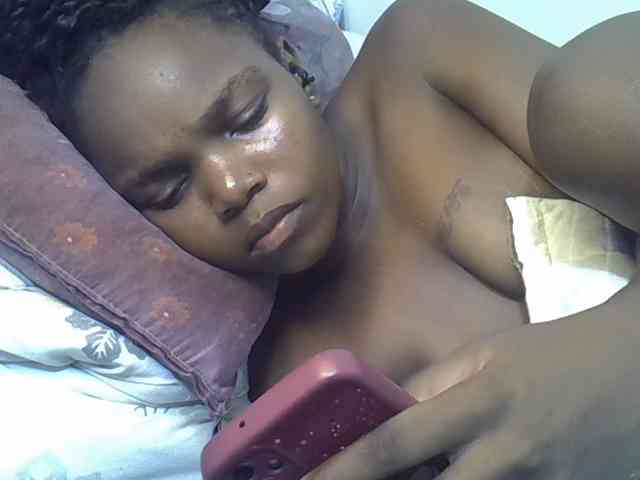 Sexycandy1 webcam
