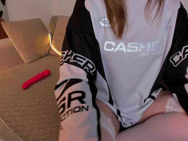 MelanyCrazyyyy webcam