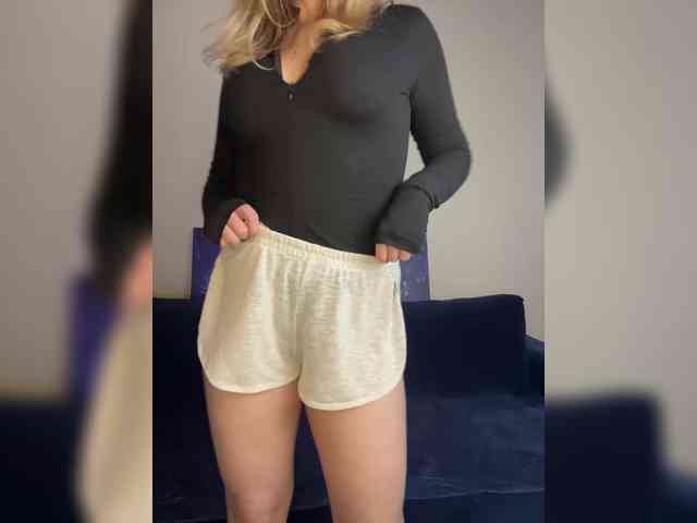 MelanyCrazyyyy webcam