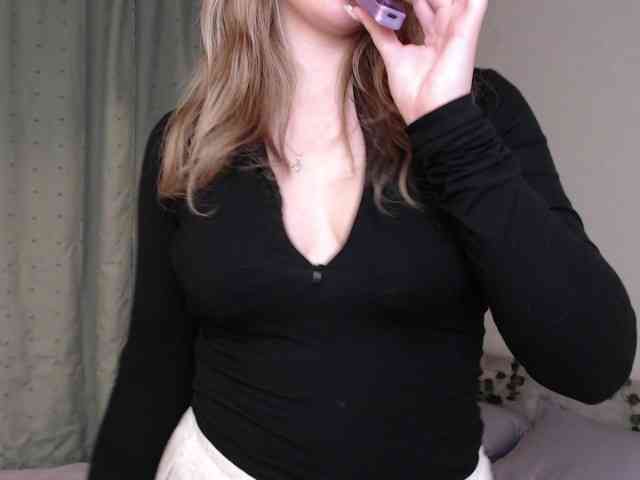 MelanyCrazyyyy webcam