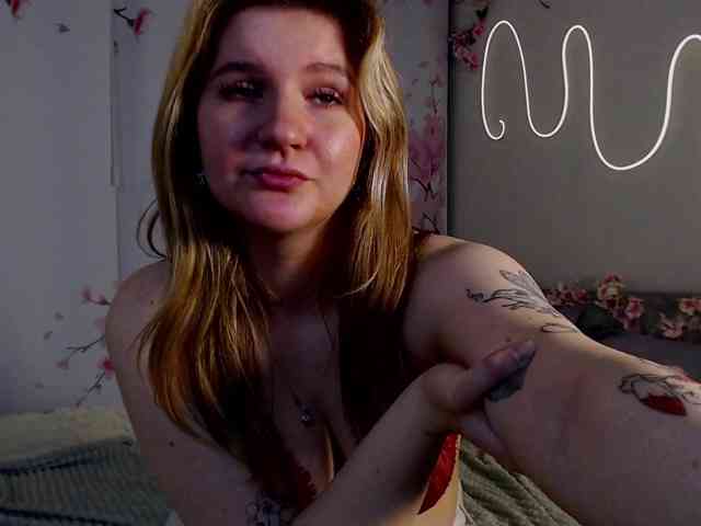 MelanyCrazyyyy webcam