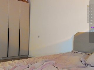 iamskinnychick Porn Show