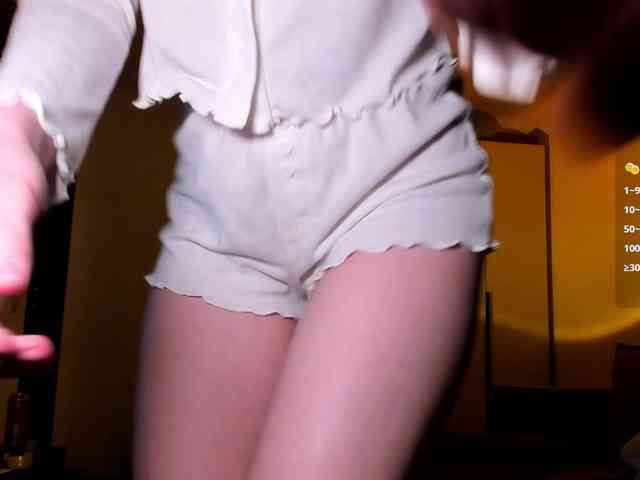 iamskinnychick webcam