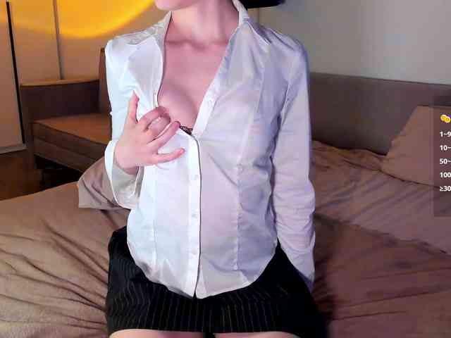 iamskinnychick webcam