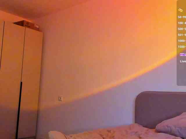 iamskinnychick webcam