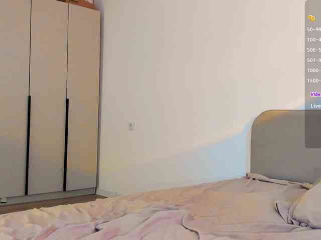 iamskinnychick webcam