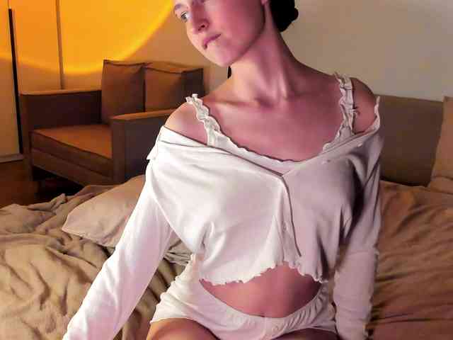 iamskinnychick webcam