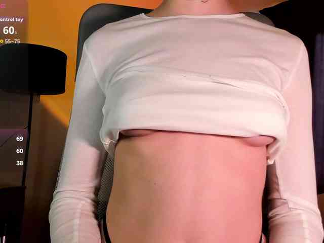 iamskinnychick webcam