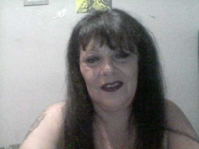 Charms live cam on BongaCams