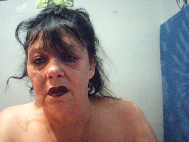 Charms live cam on BongaCams