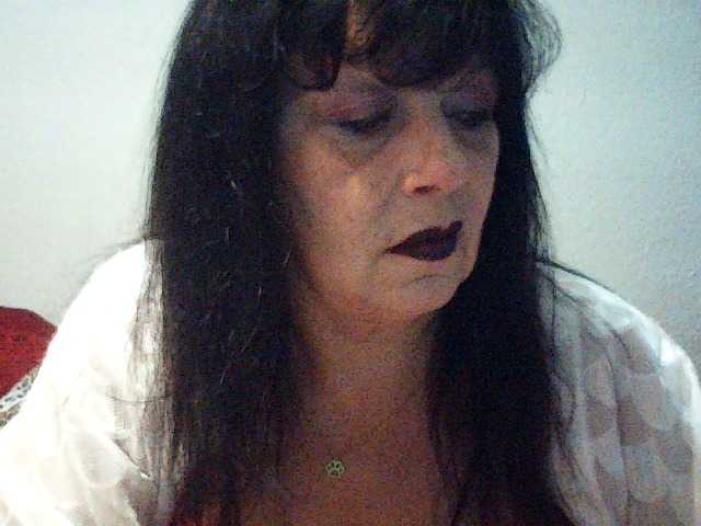 Charms live cam on BongaCams
