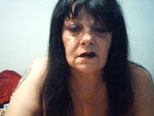 Charms live cam on BongaCams