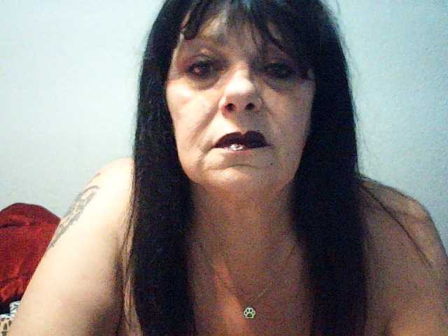 Charms live cam on BongaCams