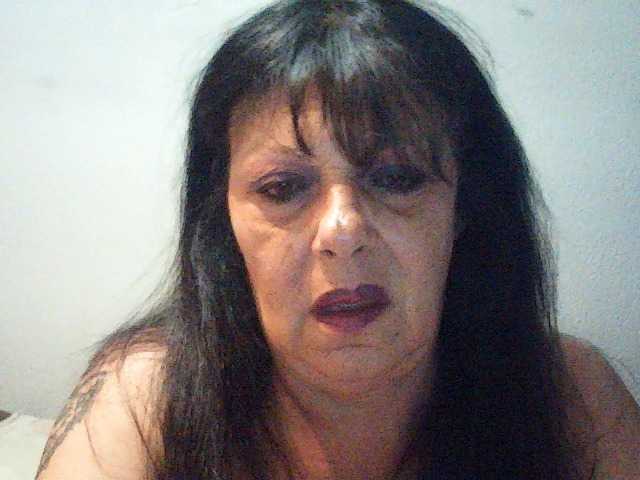 Charms live cam on BongaCams