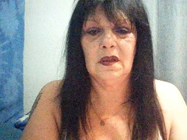 Charms live cam on BongaCams