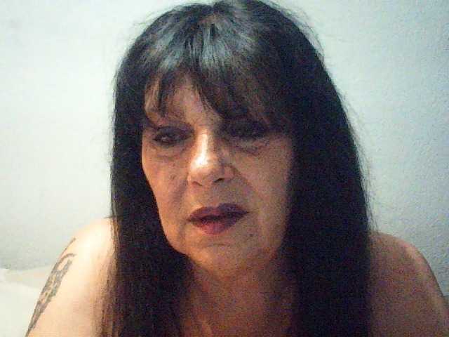 Charms live cam on BongaCams