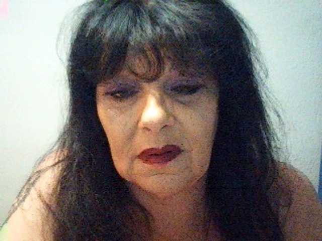 Charms live cam on BongaCams