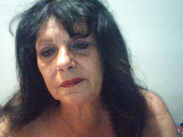 Charms live cam