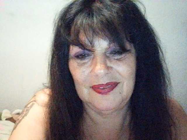 Charms live cam on BongaCams