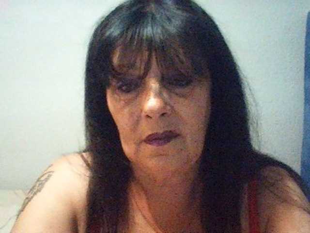 Charms live cam on BongaCams