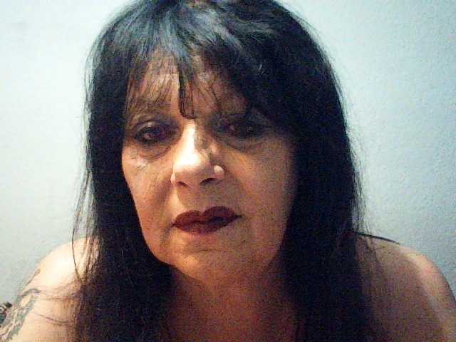 Charms live cam on BongaCams