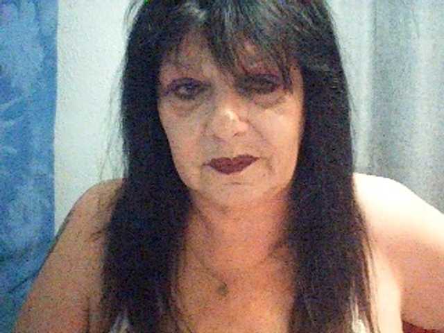 Charms live cam on BongaCams