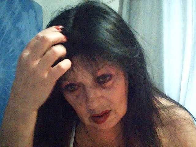Charms live cam on BongaCams