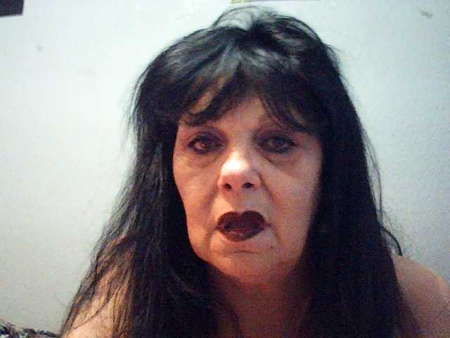 Charms live cam on BongaCams