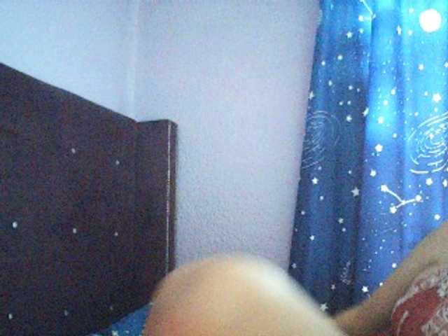 Charms live cam on BongaCams