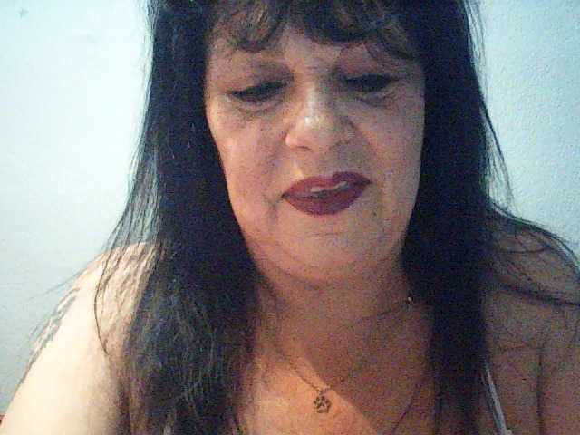 Charms live cam on BongaCams