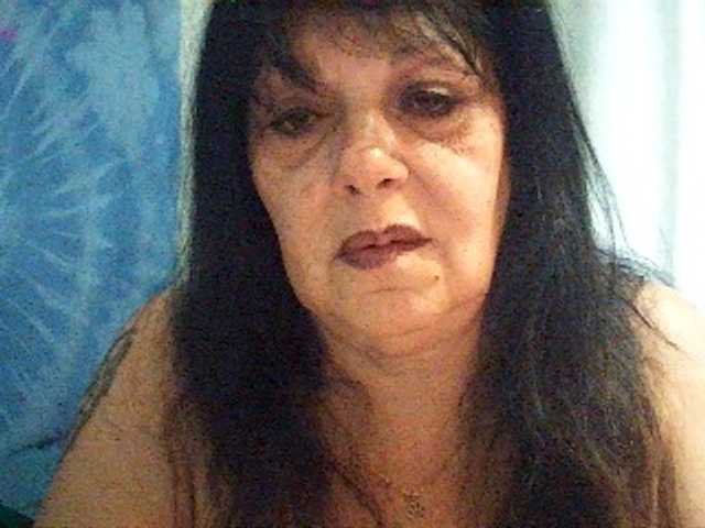 Charms live cam on BongaCams