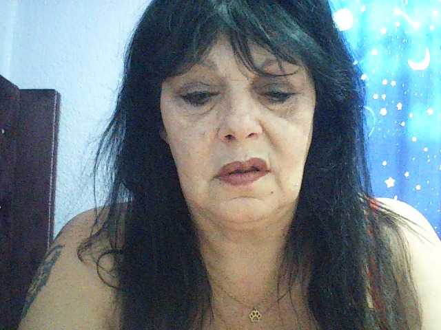 Charms live cam