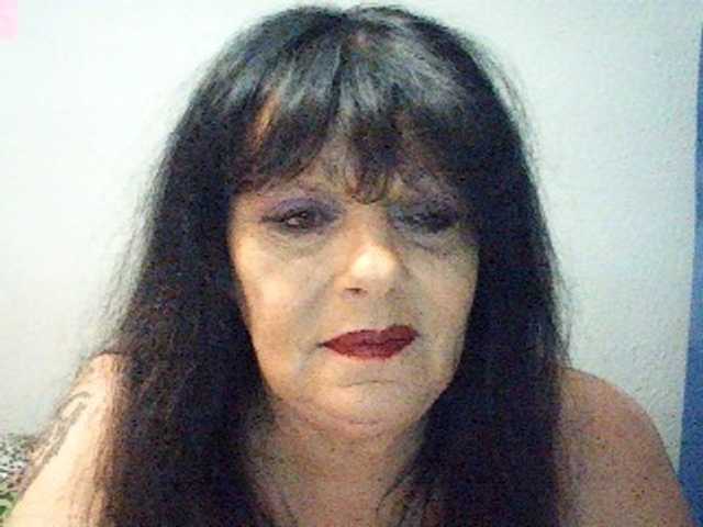 Charms live cam on BongaCams