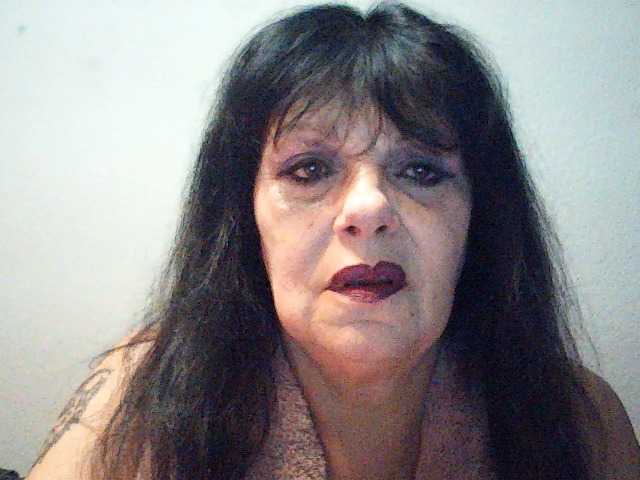 Charms live cam on BongaCams