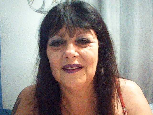 go to chat with Charms