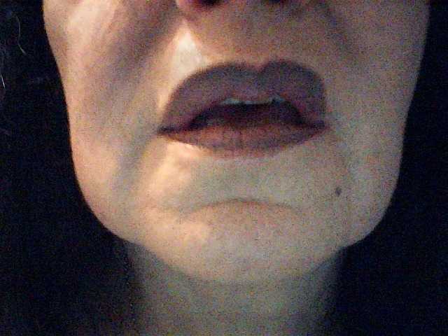 Charms live cam on BongaCams
