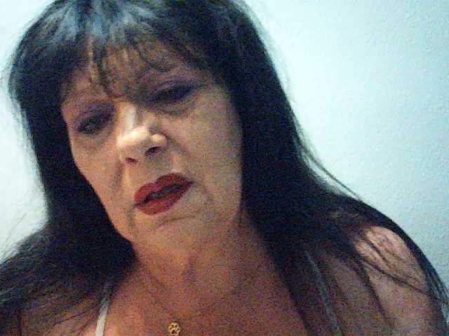 Charms live cam on BongaCams
