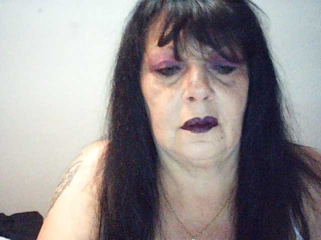 Charms live cam on BongaCams