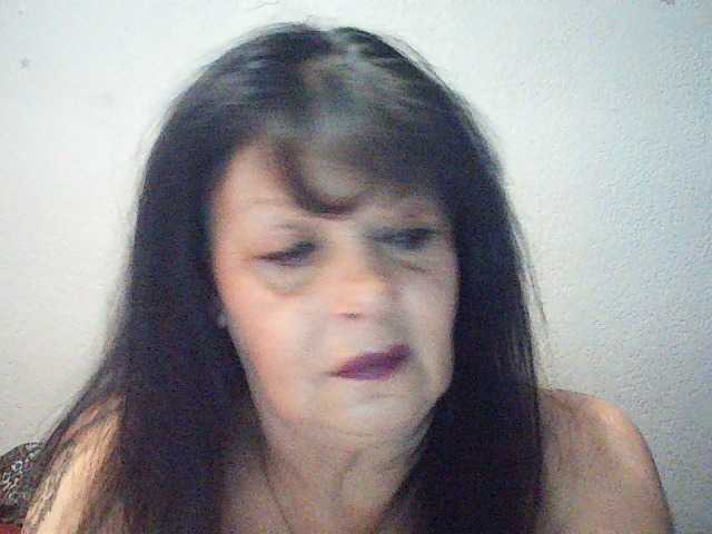 Charms live cam on BongaCams