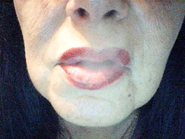 Charms live cam on BongaCams