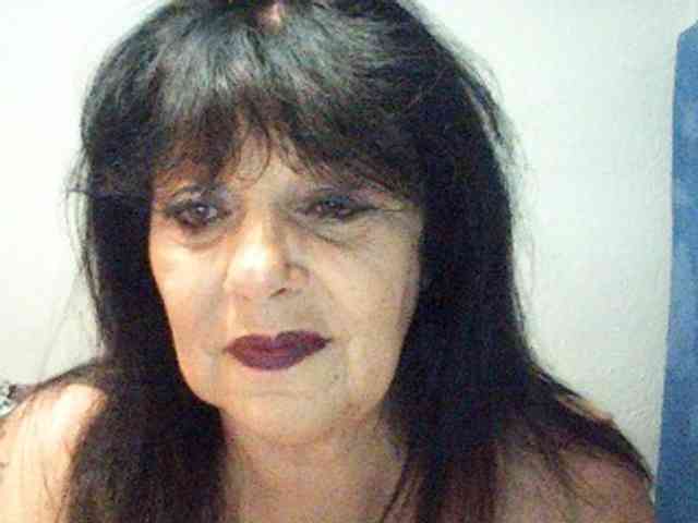 Charms live female cam on bongacams