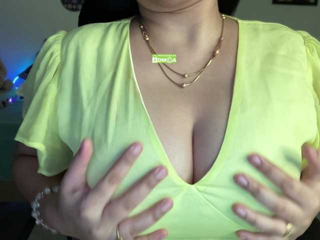 Jasmine6 live cam on BongaCams