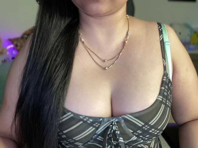 Jasmine6 Live-Cam auf BongaCams