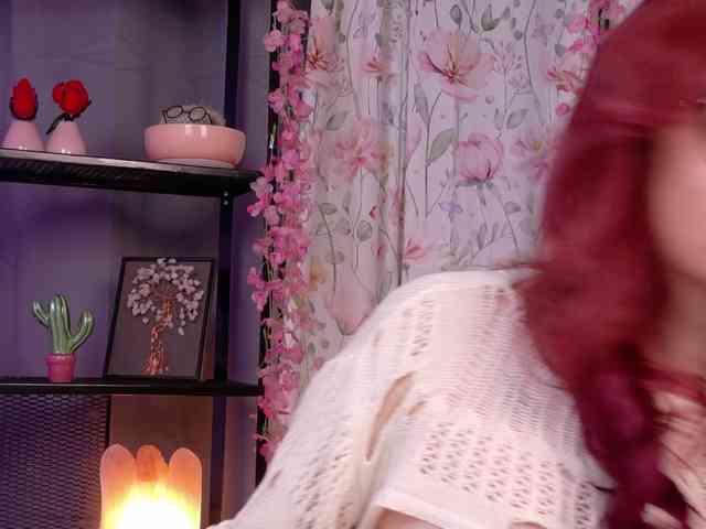 SophieRae webcam