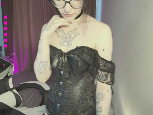 BeccaWhite live cam on BongaCams